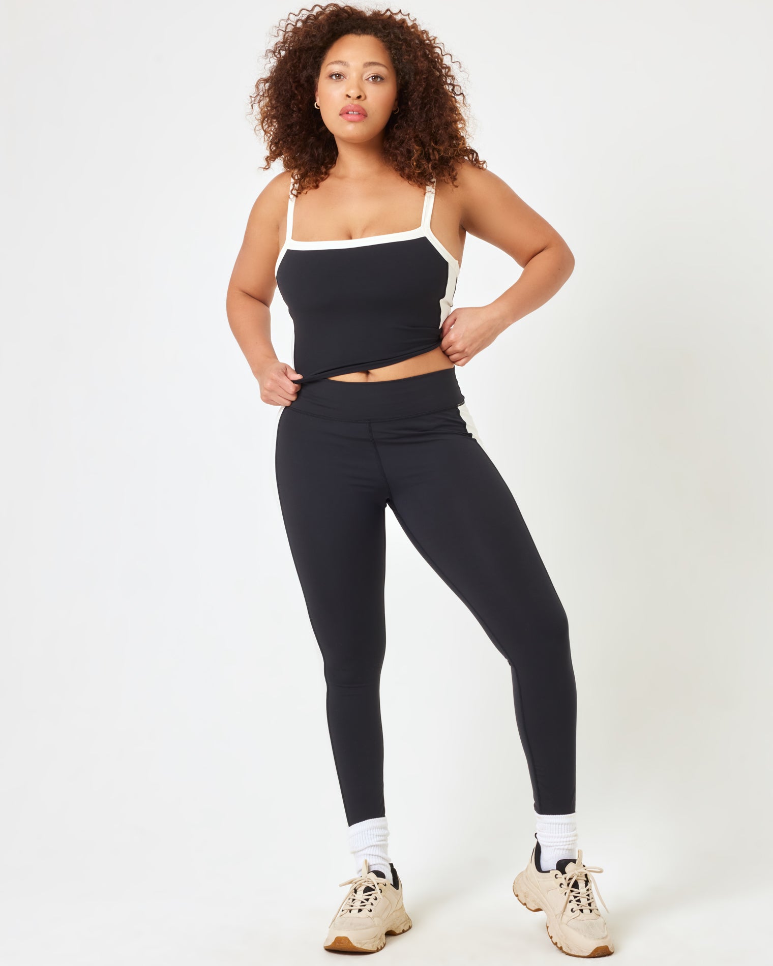 Sidelines Legging - Black-Cream Black-Cream | Model: Amber (size: XL)