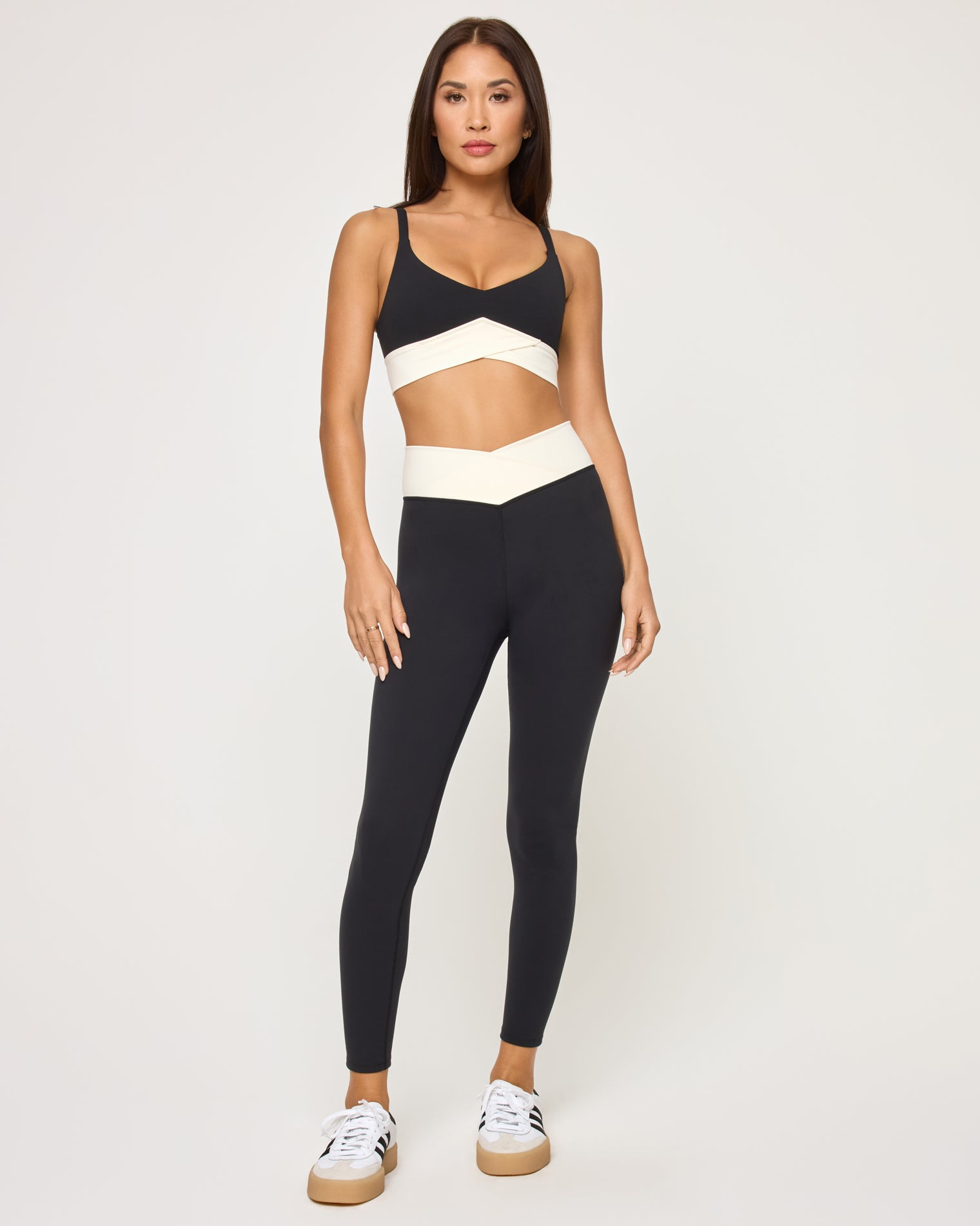 Unmatched Legging - Black-Cream Black-Cream | Model: Jocelyn (size: S) | Hover