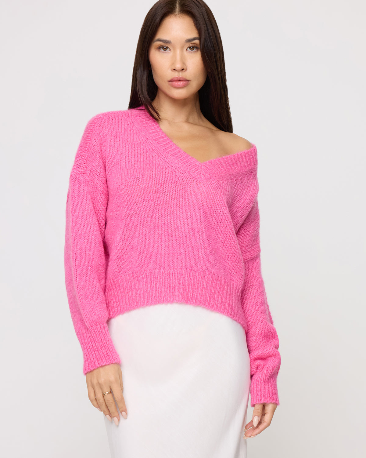 Icon Pullover - Bubblegum Pink Bubblegum Pink | Model: Joycelyn (size: S) 