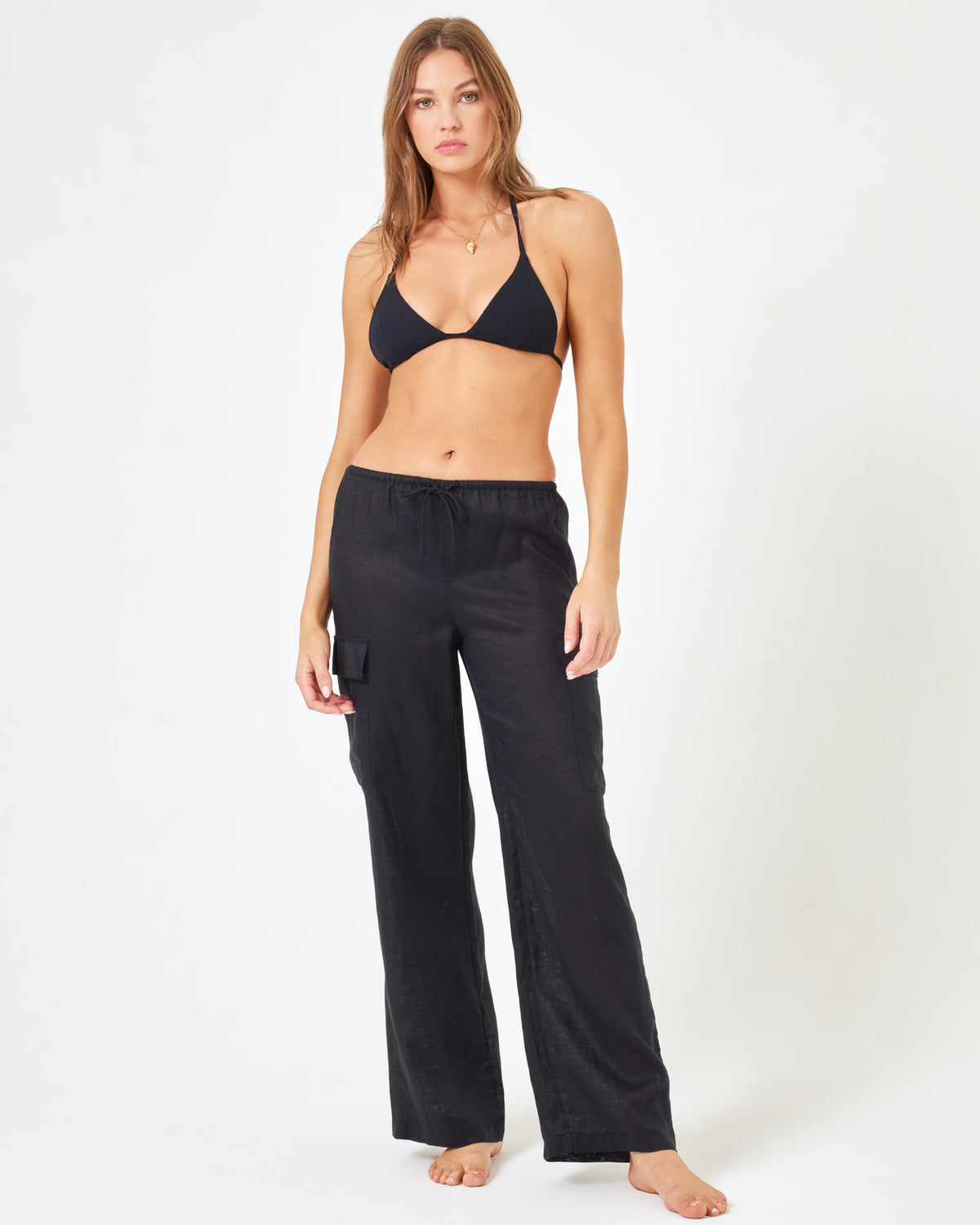 Sundown Cargo Pant - Black Black | Model: Daria (size: S)